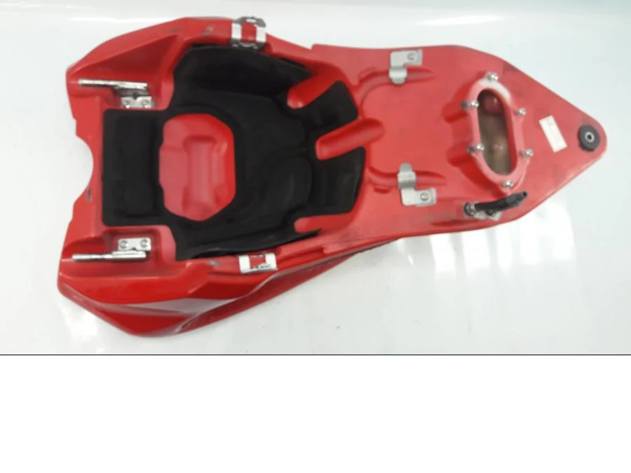 Bensatankki Ducati