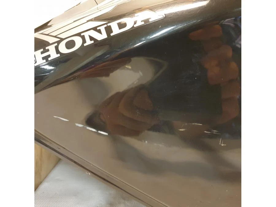Bensatankki Honda