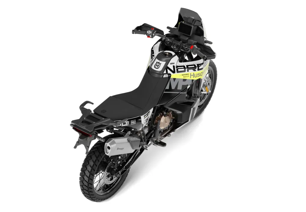 HUSQVARNA Norden 901 GRAFIIKAT - "P1” (Musta/Keltainen)