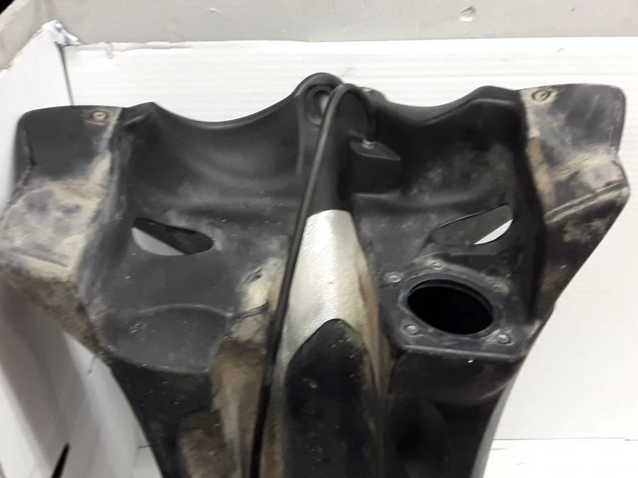 Polttoainesäiliö Husqvarna