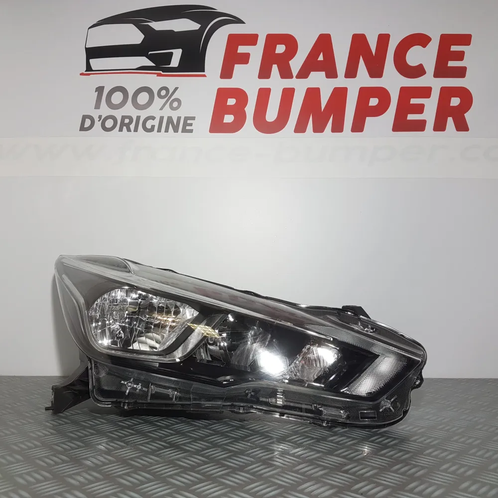 OIKEA ETUVALO / VASEN NISSAN MICRA V UUSI