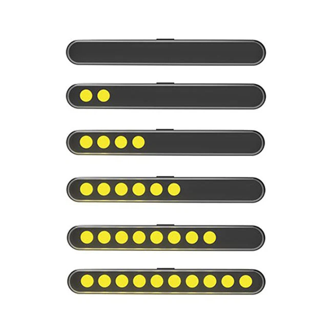 Raidalliset peräkkäiset savuiset LED-valopylväät