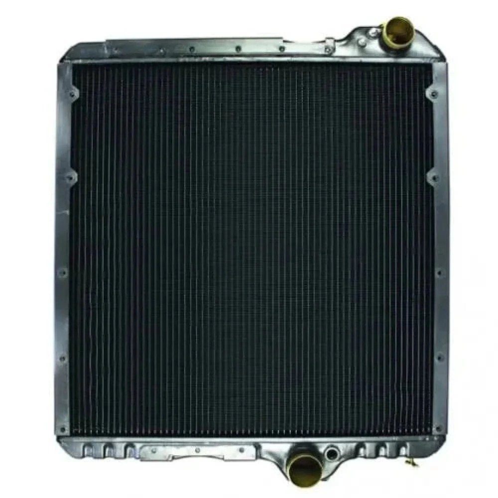 Jäähdytin 131751A2 CASE Engine 6831T -traktorille 9310 9330 7230 7240 7250 8930 8940 8950