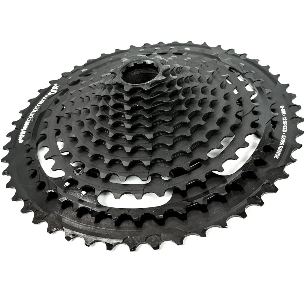12V E-THIRTEEN TRS+ kasetti