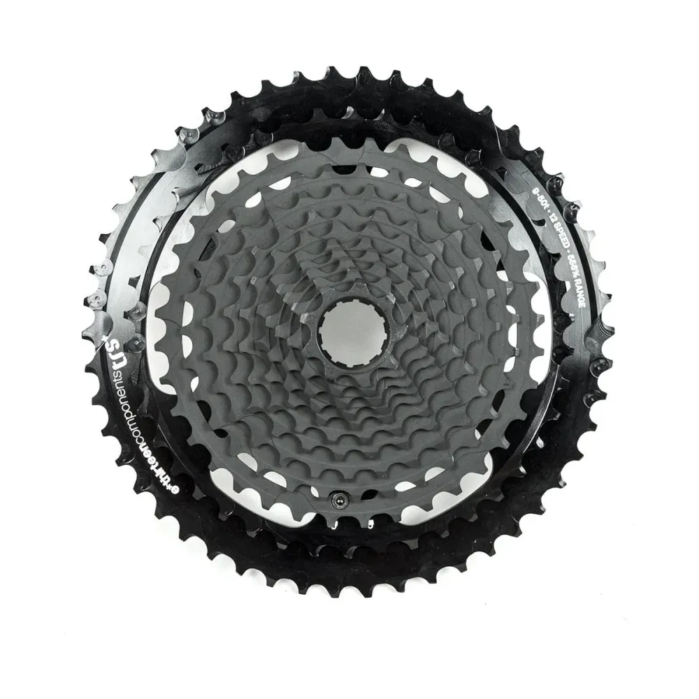 12V E-THIRTEEN TRS+ kasetti