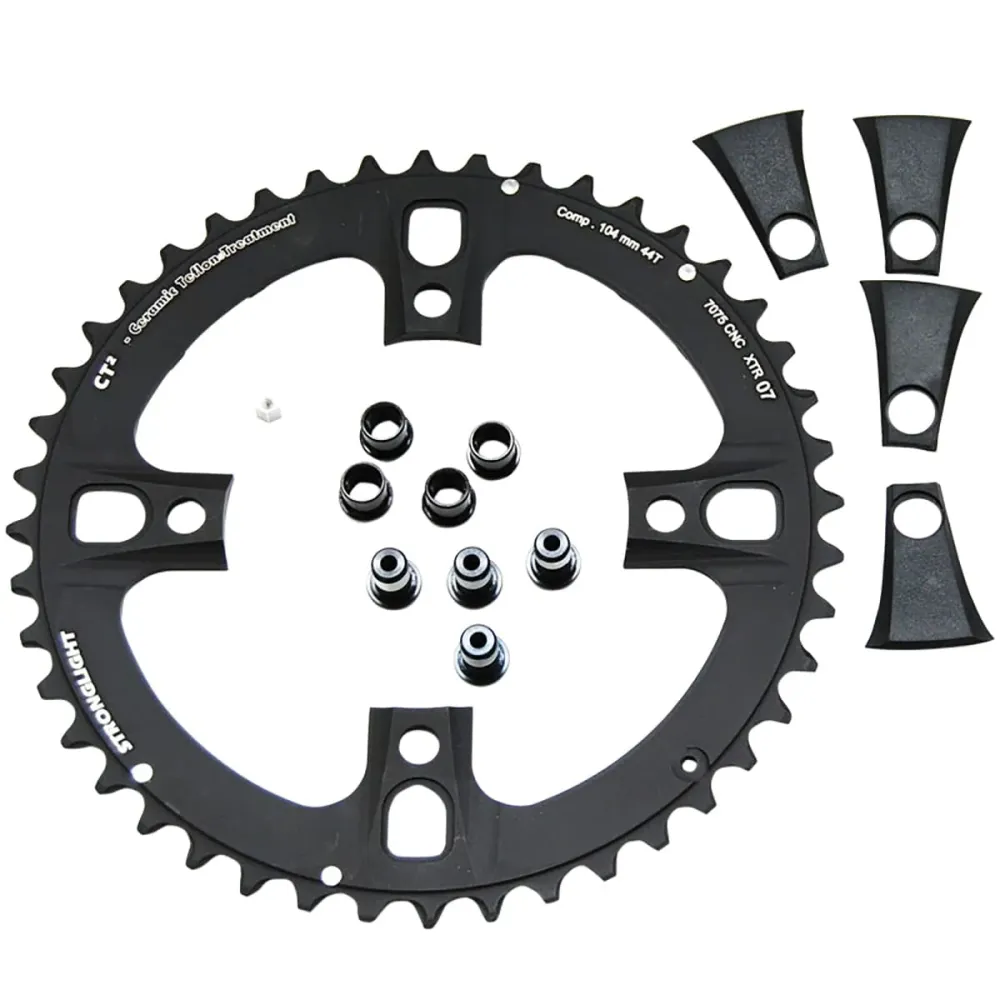 STRONGLIGHT CT² SHIMANO XTR M970 9V 4 reikäinen 104mm ulkokäyttöön tarkoitettu ketjupyörä.