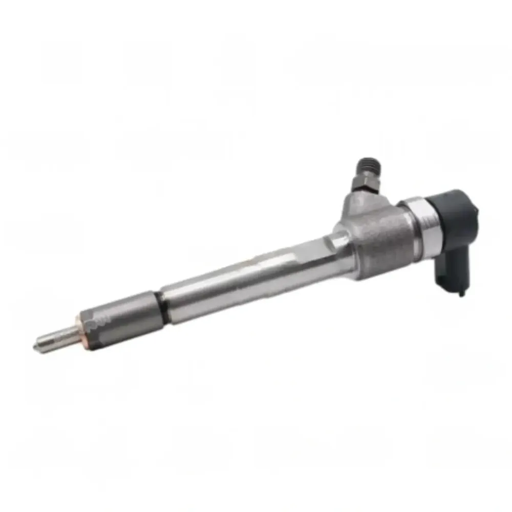 Polttoainesuutin 0305BAB02221N Mahindra Roxorille Korvaa 0 445 110 557