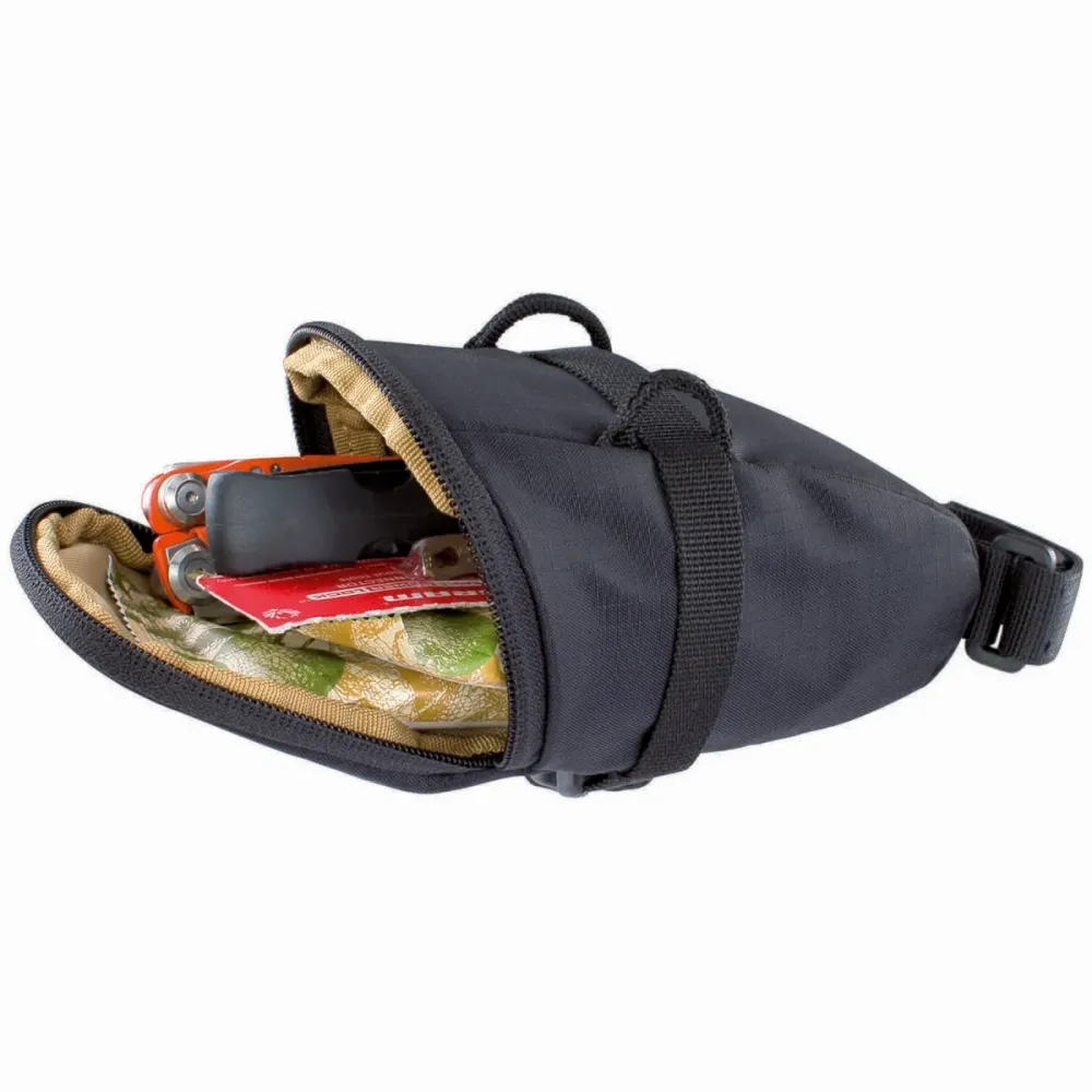 EVOC SEAT BAG M Satulalaukku musta